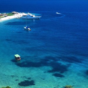 Vista Agios Dimitrios beach