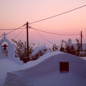 Amorgos what to do: visit Chora at Sunset 