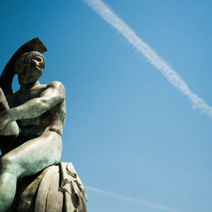 vista statua teseo, piazza syntagma, atene