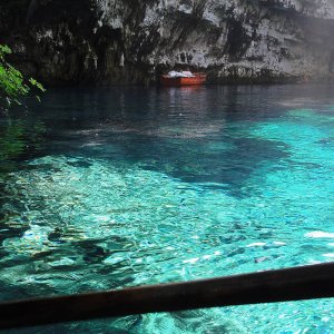 vista ingresso grotta Melissani, cefalonia