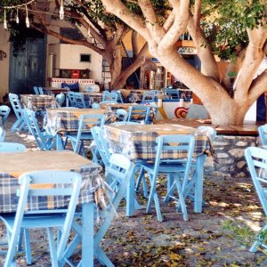 Tavern in Chalki