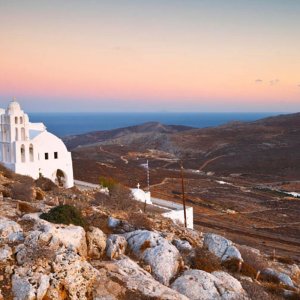 Il tramonto e le chiese Folegandros