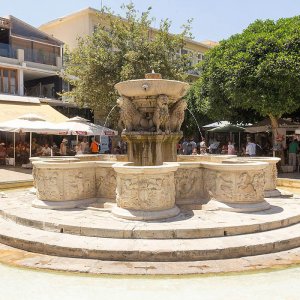Fountain Morosini Heraklion