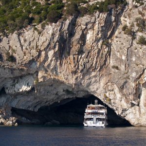 Grotte di Papanikolis