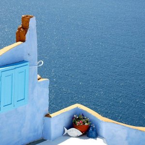 A Glimpse Santorini