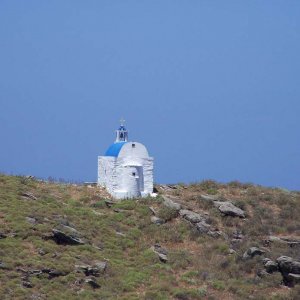 Chiese lungo i percorsi trekking di Serfifos