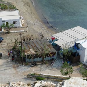 Agia Marina-Kamares beach