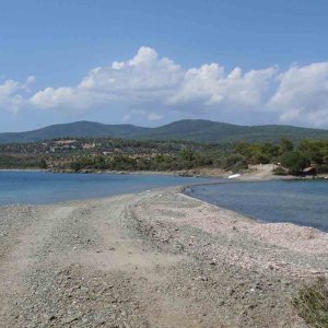 Diaporti beach a Sithonia