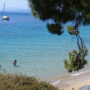 Koukounaries beach