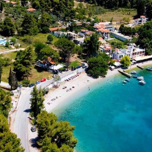 Agnontas beach